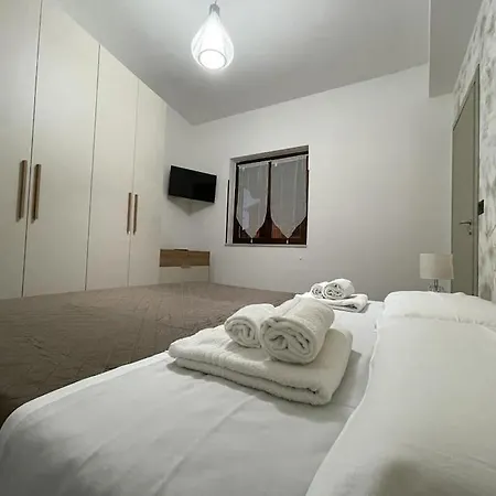 B&burszula Gizzeria Lido شقة سانت أوْفيمِيا لاميتْسْيا