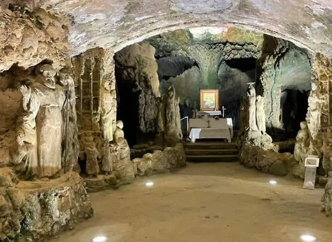 B&burszula Gizzeria Lido 圣欧费米亚拉默齐亚