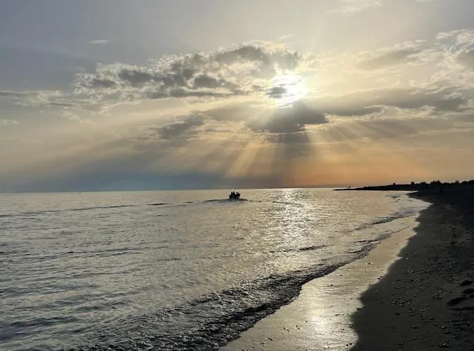 B&burszula Gizzeria Lido 公寓 圣欧费米亚拉默齐亚